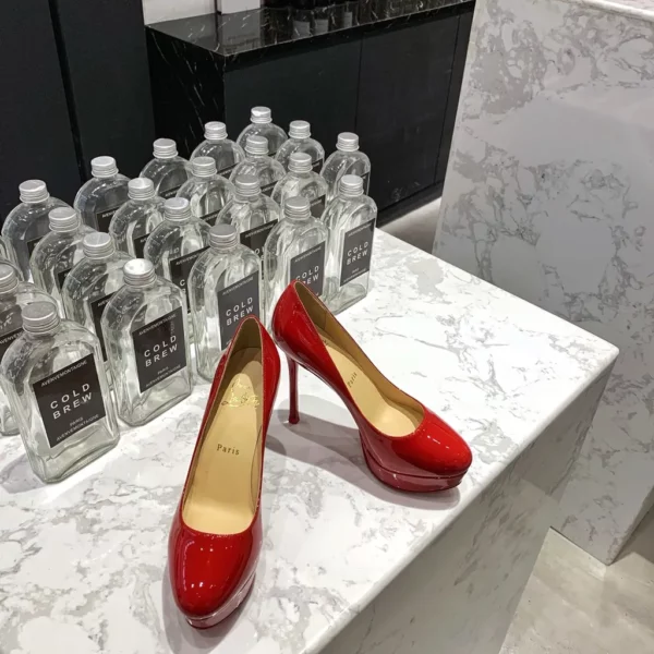 Christian Louboutin shoes - Replica shoes