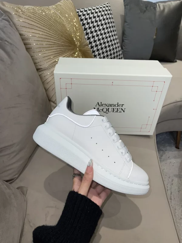 Alexander MCQueen shoes - rep shoes