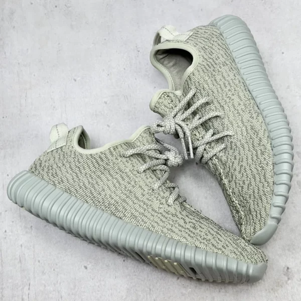 Yeezy shoes - Reps shoes