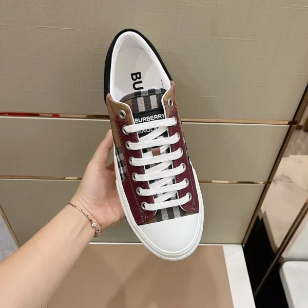 Burberry shoes - Reps shoes