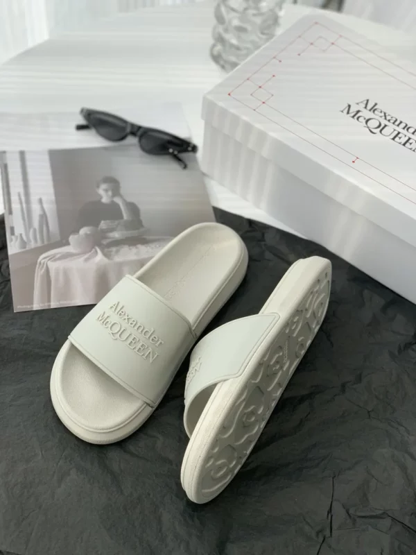 Alexander MCQueen shoes - Reps shoes