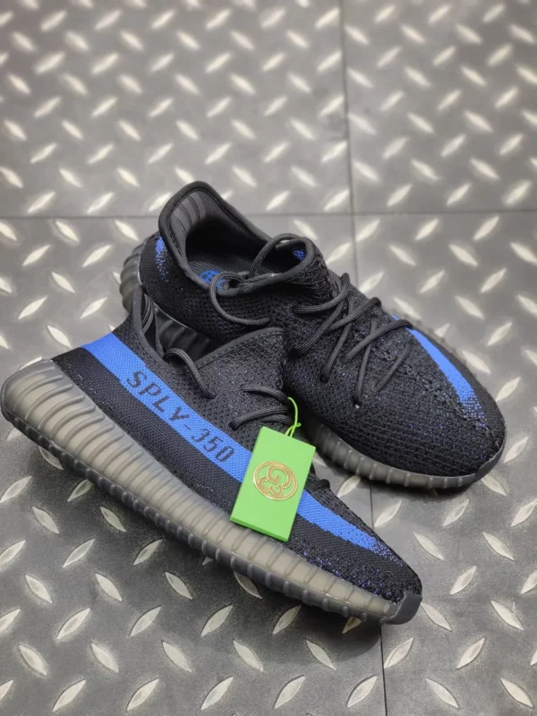 Yeezy shoes - Replica shoes