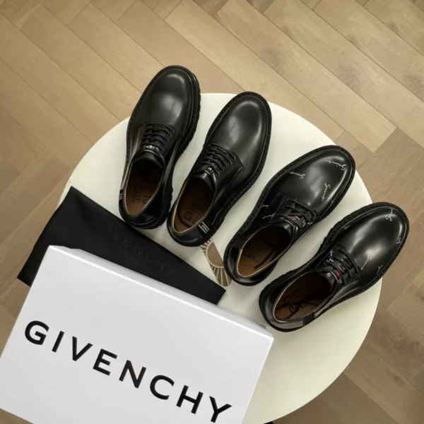 Givenchy shoes - Replica shoes