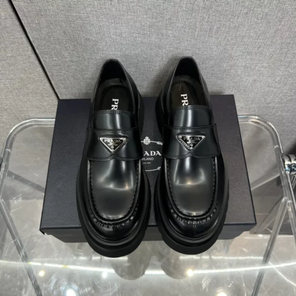 Prada shoes - Replica shoes