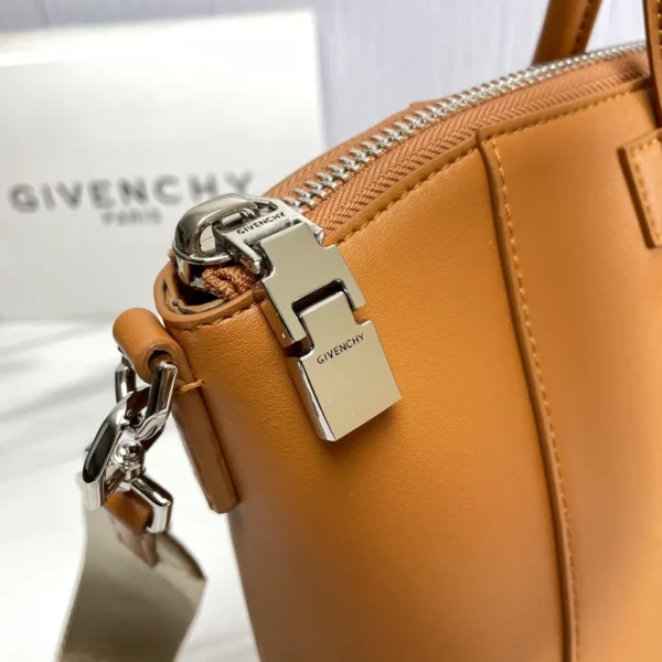 Givenchy bag - rep bags