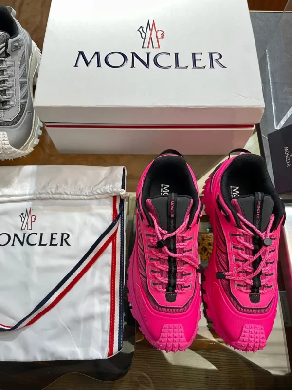 Moncler shoes - Replica shoes