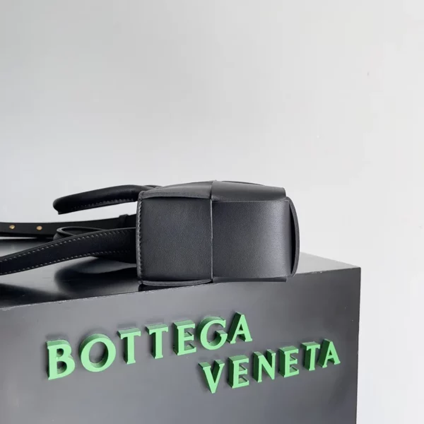 Bottega Veneta bag - replica bags