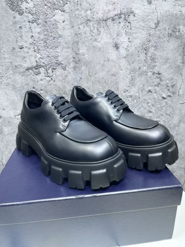 Prada shoes - Replica shoes