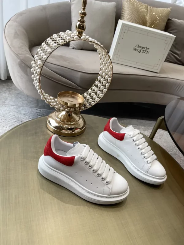 Alexander MCQueen shoes - Replica shoes