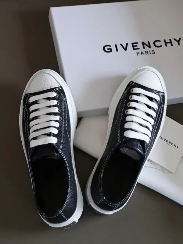 Givenchy shoes - Replica shoes