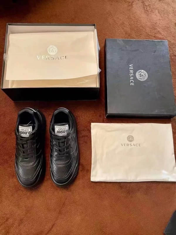 Versace shoes - Replica shoes