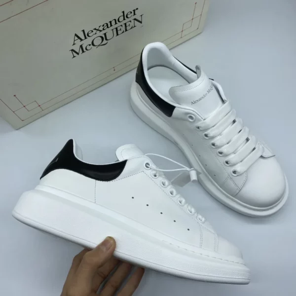 Alexander MCQueen shoes - rep shoes