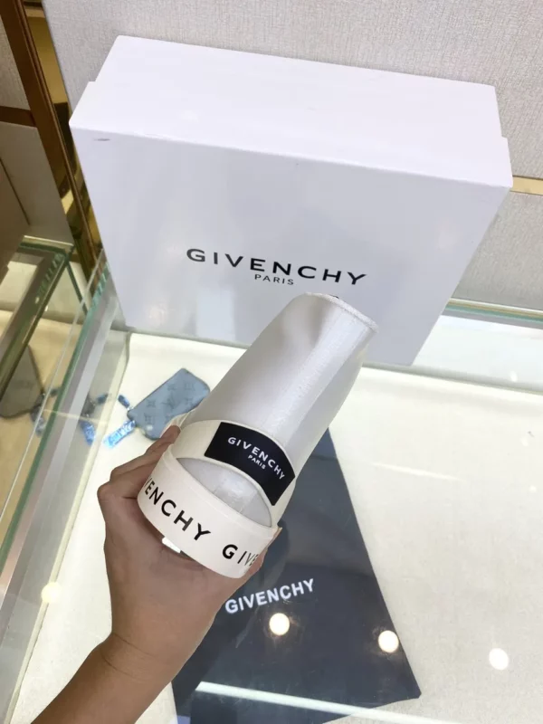 Givenchy shoes - Replica shoes