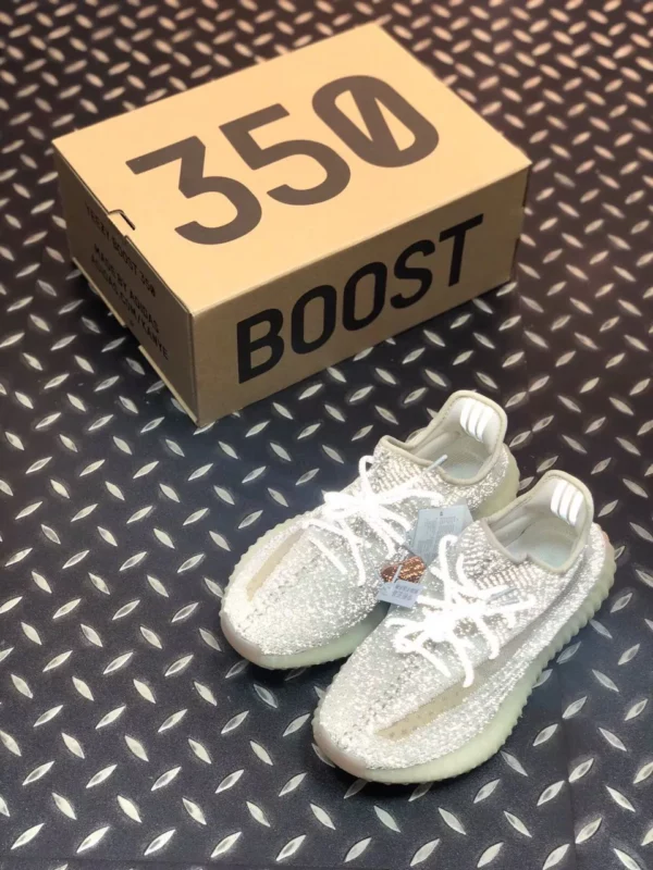 Yeezy shoes - Replica shoes