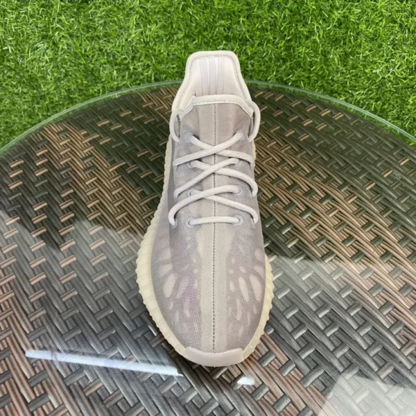 Yeezy shoes - rep shoes