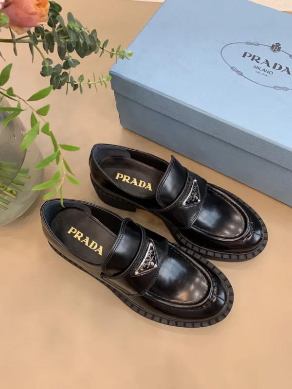 Prada shoes - Replica shoes