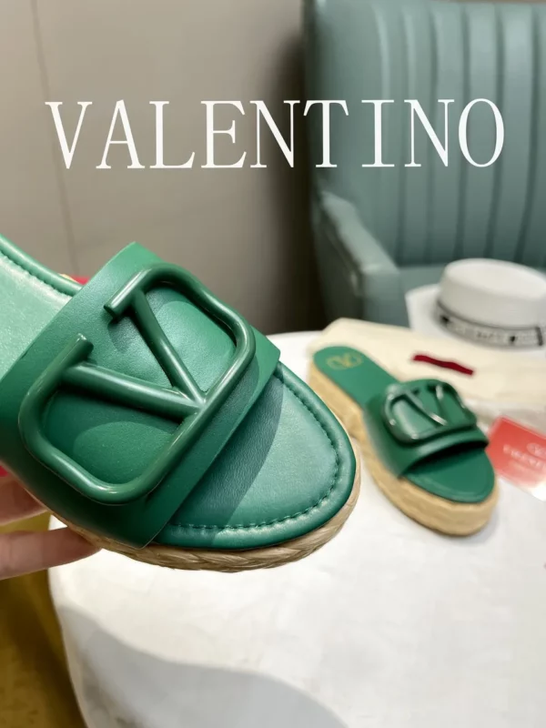 Valentino shoes - Replica shoes