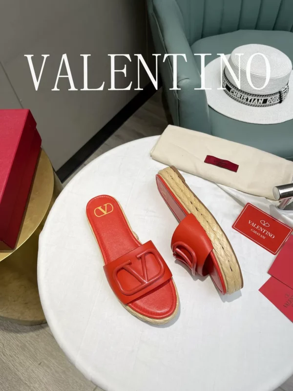 Valentino shoes - Replica shoes