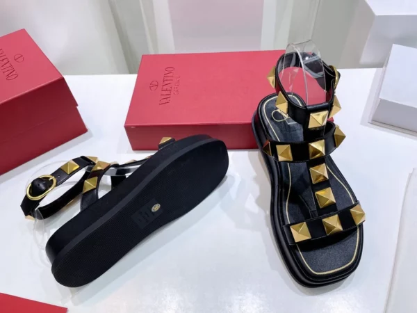 Valentino shoes - rep shoes