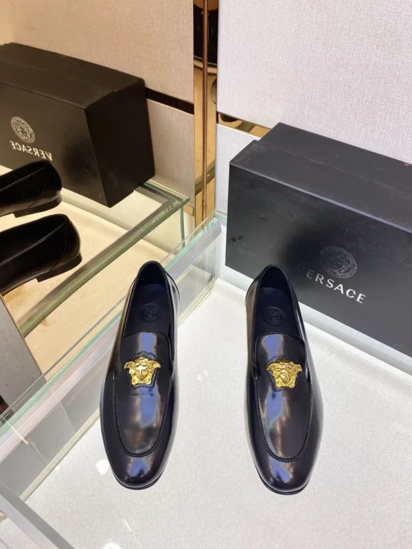 Versace shoes - Replica shoes