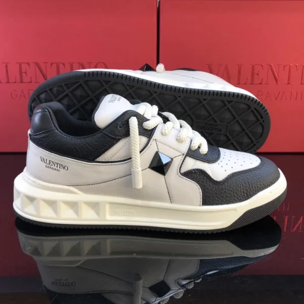 Valentino shoes - rep shoes