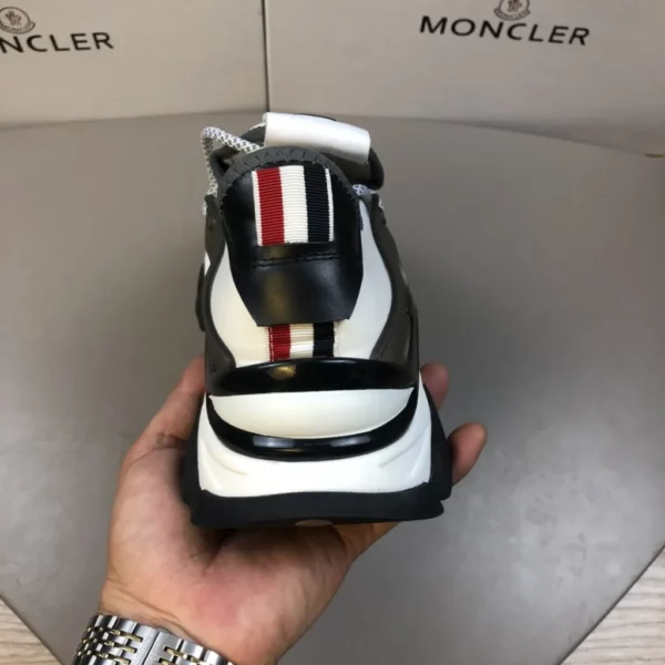 Moncler shoes - Replica shoes