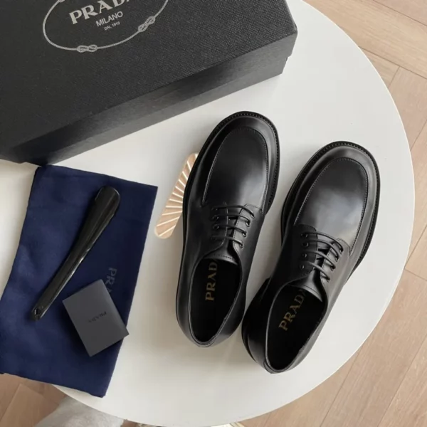 Prada shoes - Replica shoes