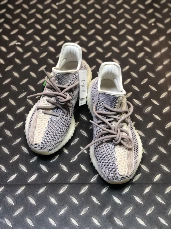 Yeezy shoes - Replica shoes