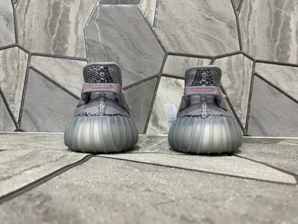 Yeezy shoes - Replica shoes