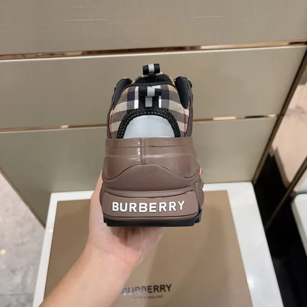 Burberry shoes - rep shoes