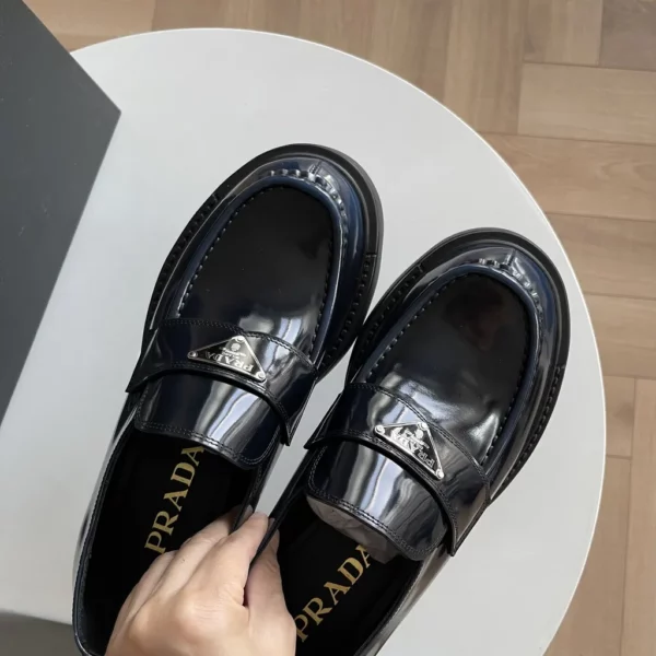 Prada shoes - Replica shoes