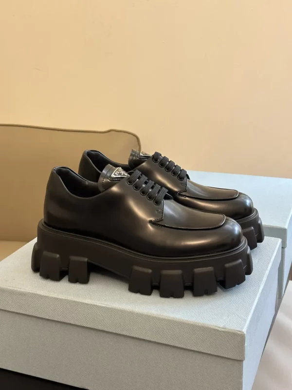 Prada shoes - Replica shoes