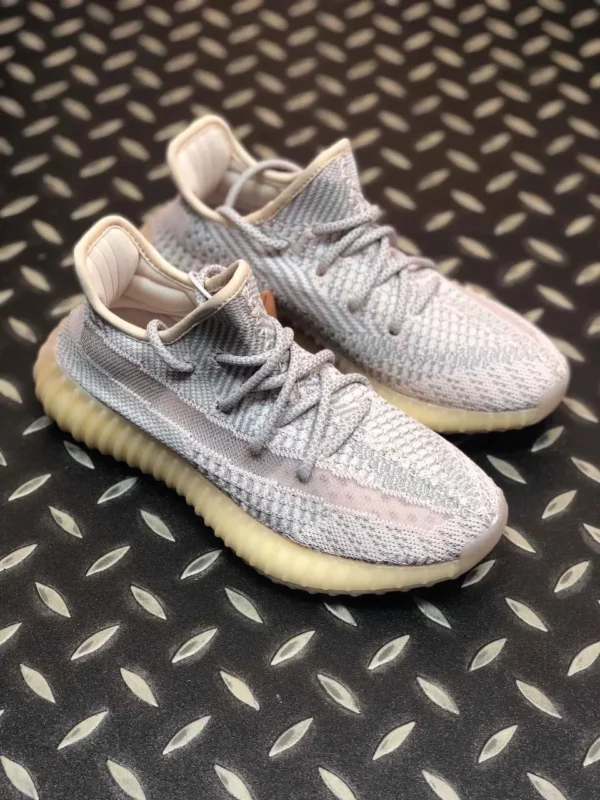 Yeezy shoes - Replica shoes