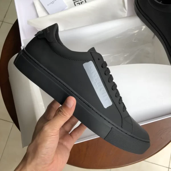 Givenchy shoes - rep shoes