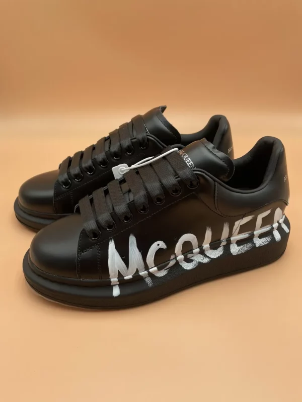 Alexander MCQueen shoes - rep shoes