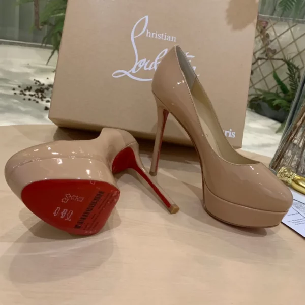 Christian Louboutin shoes - Replica shoes