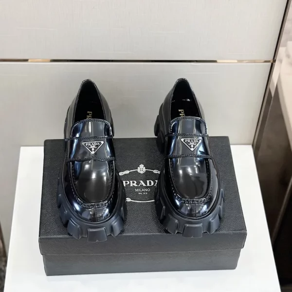 Prada shoes - Replica shoes