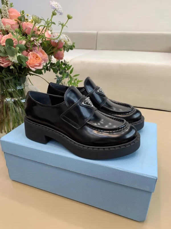 Prada shoes - Replica shoes