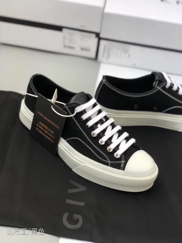 Givenchy shoes - Replica shoes