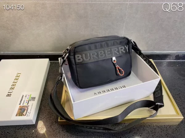 Burberry bag - rep bags