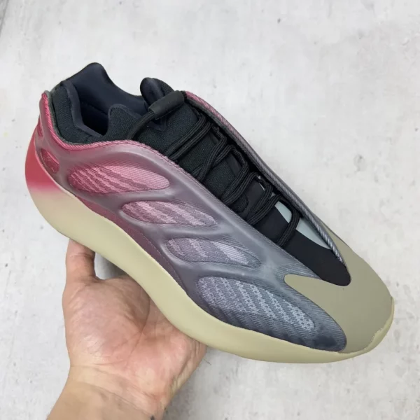 Yeezy shoes - rep shoes