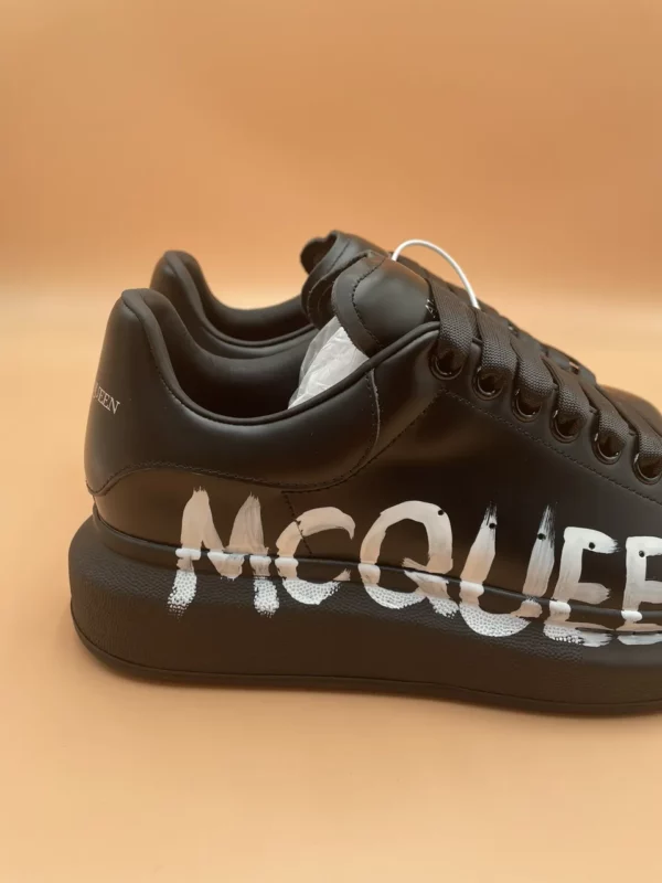 Alexander MCQueen shoes - rep shoes