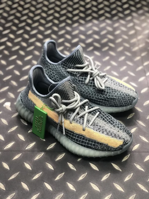 Yeezy shoes - Replica shoes