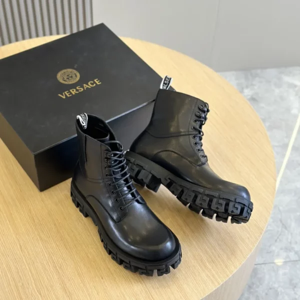 Versace shoes - Replica shoes