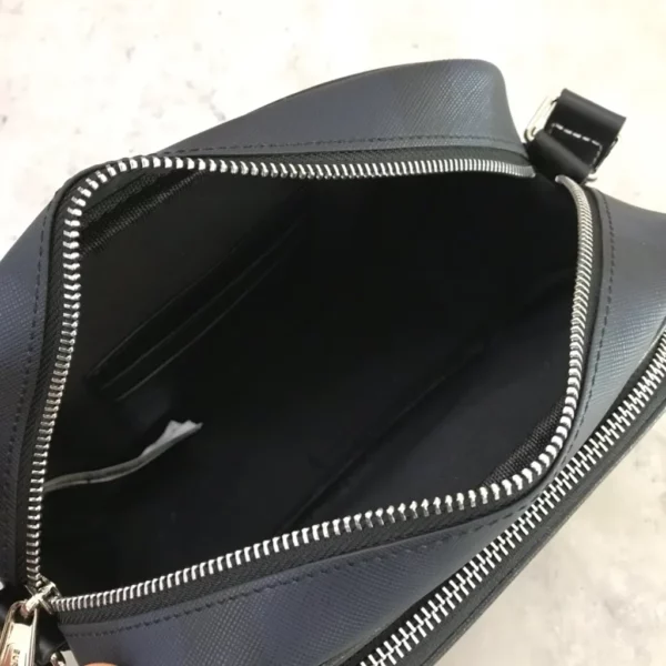 Burberry bag - rep bags