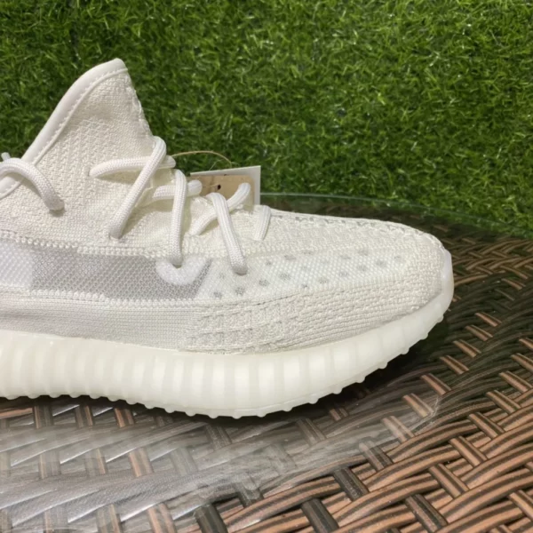 Yeezy shoes - Replica shoes