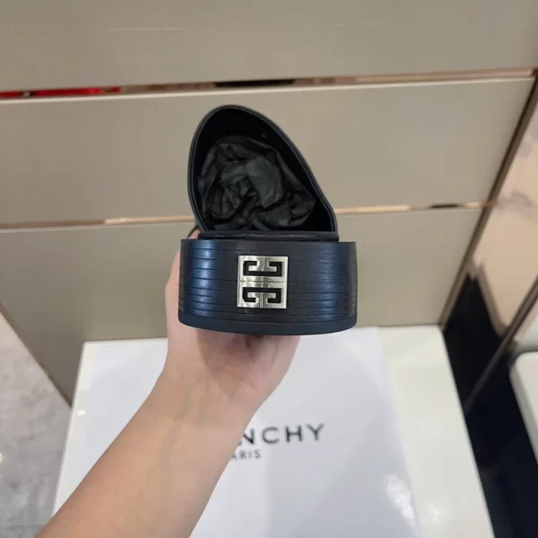 Givenchy shoes - rep shoes