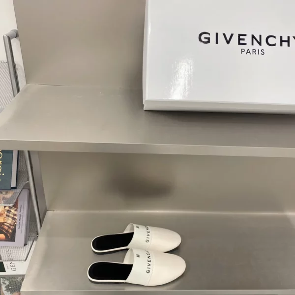 Givenchy shoes - rep shoes