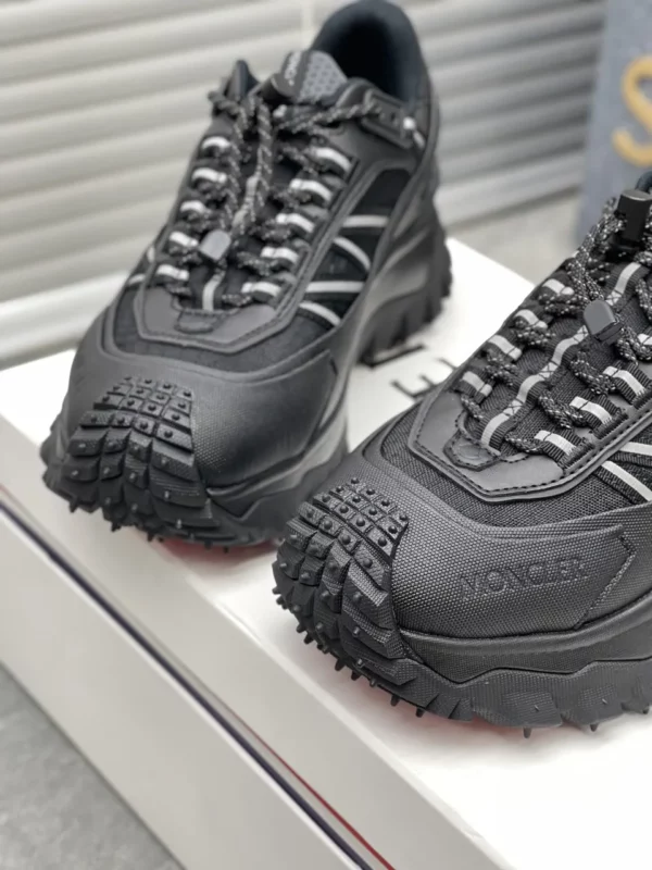 Moncler shoes - rep shoes