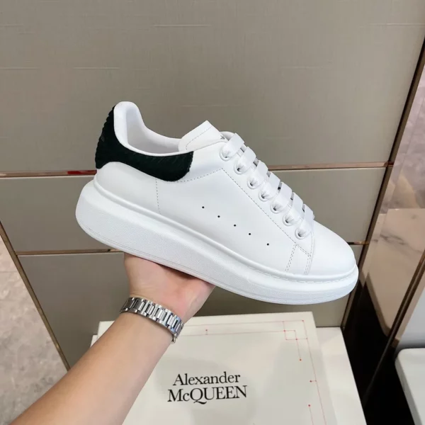 Alexander MCQueen shoes - rep shoes